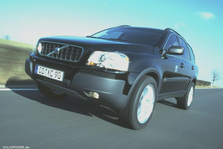 XC90-2-1.jpg