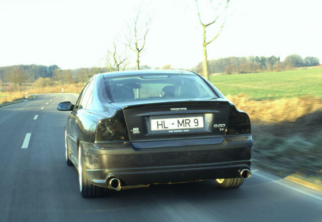 Volvo_S60-13.jpg