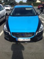 Volvo mit Blau.jpg