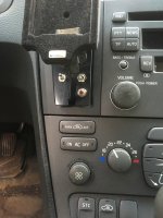 37 Schalterplatte (mit iPod-Anschluss per iMiV).jpg
