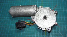 20260513-V70-Heckwischermotor-revidiert (2).JPG